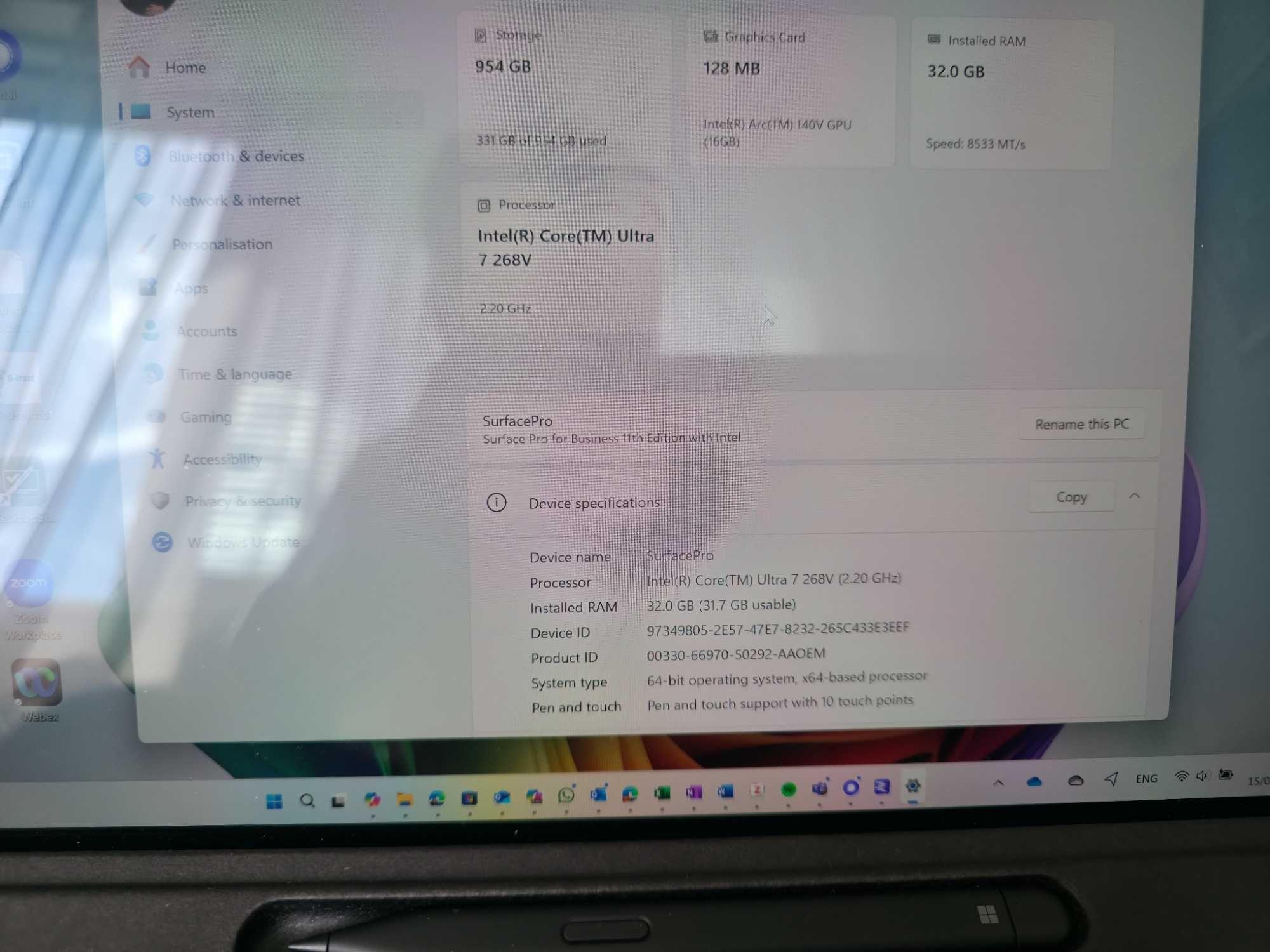 Microsoft Surface Pro 11 OLED, Intel Core Ultra Ser 2, 1TBSSD, 32GBRAM