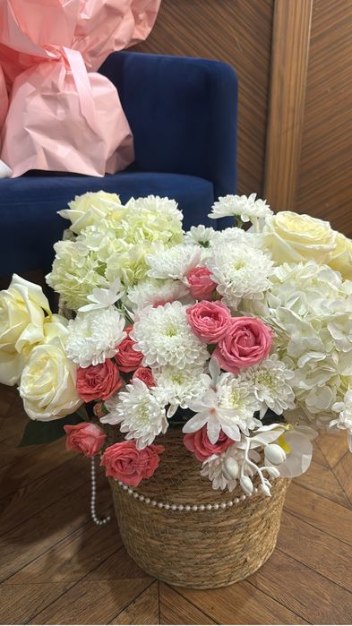 Свежие  цветы все , новые