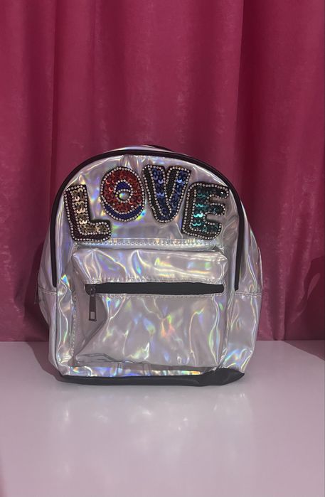 Сребриста дамска чанта