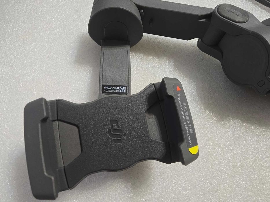 Sistem de Stabilizare Smartphone DJI Osmo Mobile 3 Bluetooth 3 AXE