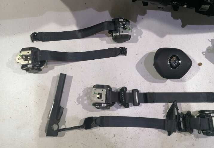 Renault Clio V 5 kit airbag - plansa de bord - set centuri  siguranta