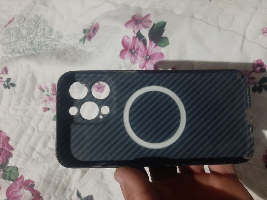 Iphone 14 pro max zashitnik
