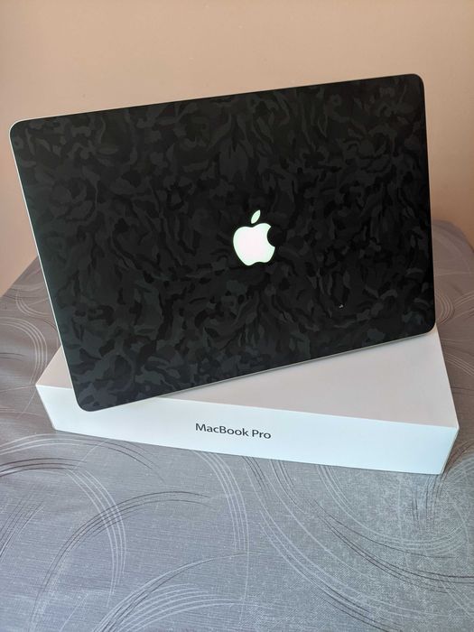 MacBook Pro Retina 15" Late 2013 Impecabil, Ready to Use, Baterie Nouă