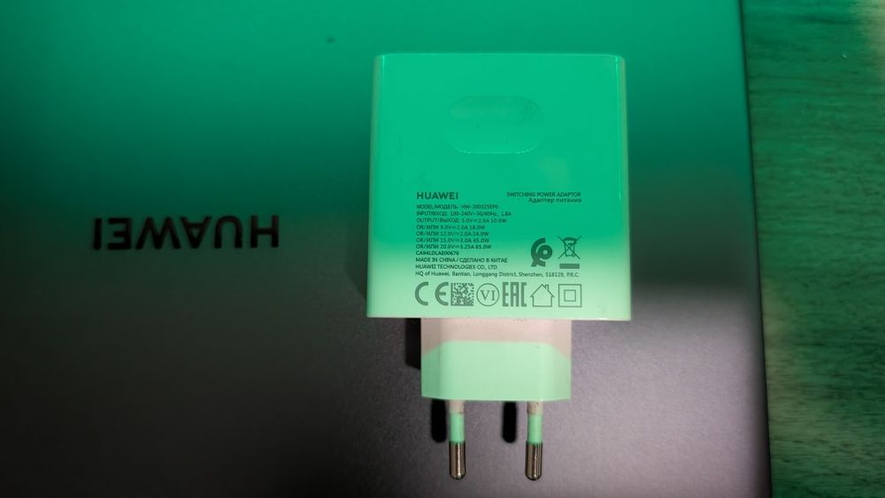 Leptop Huawei i7 10510, 16 GBRAM, 1 TB, 4k cu touch