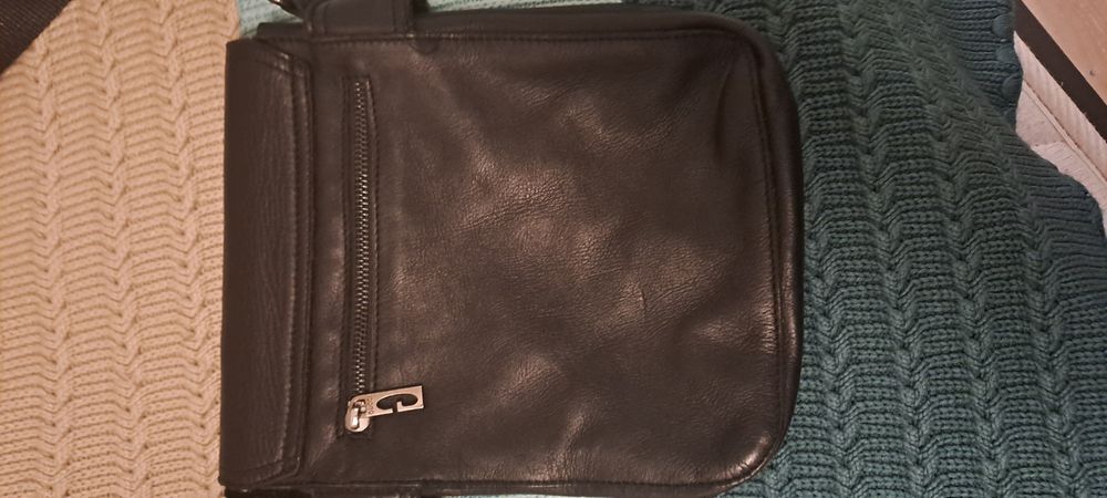 Мъжка чанта от естествена кожа-нова