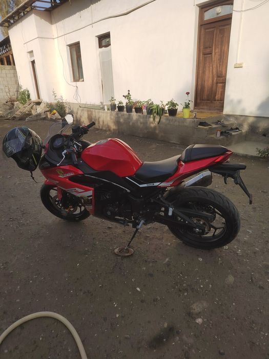 Motosikl kawasaki moto 400 kub