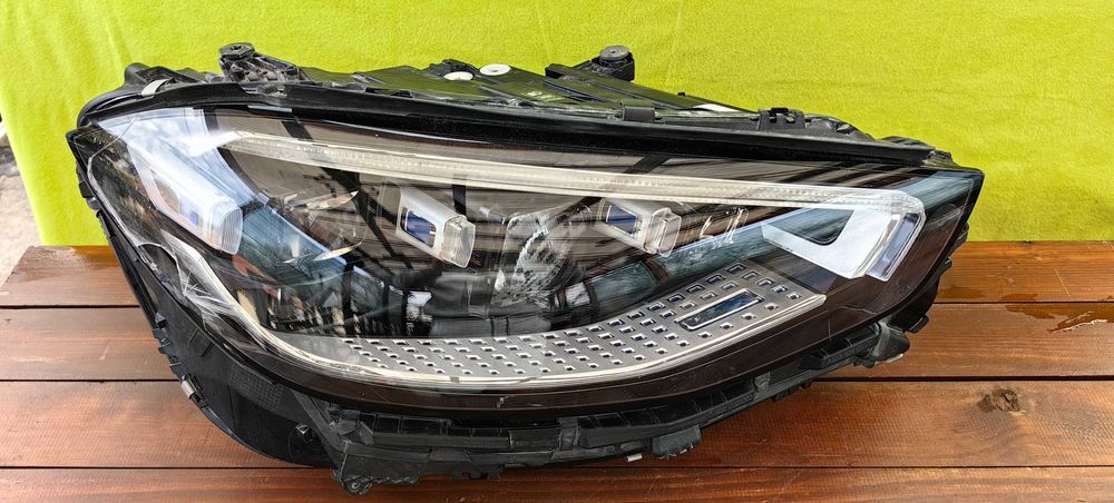 Фар за Mercedes S class w223 Digital Light / мерцедес ес клас в223