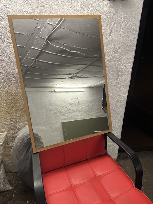 Продам зеркало новое, от комода