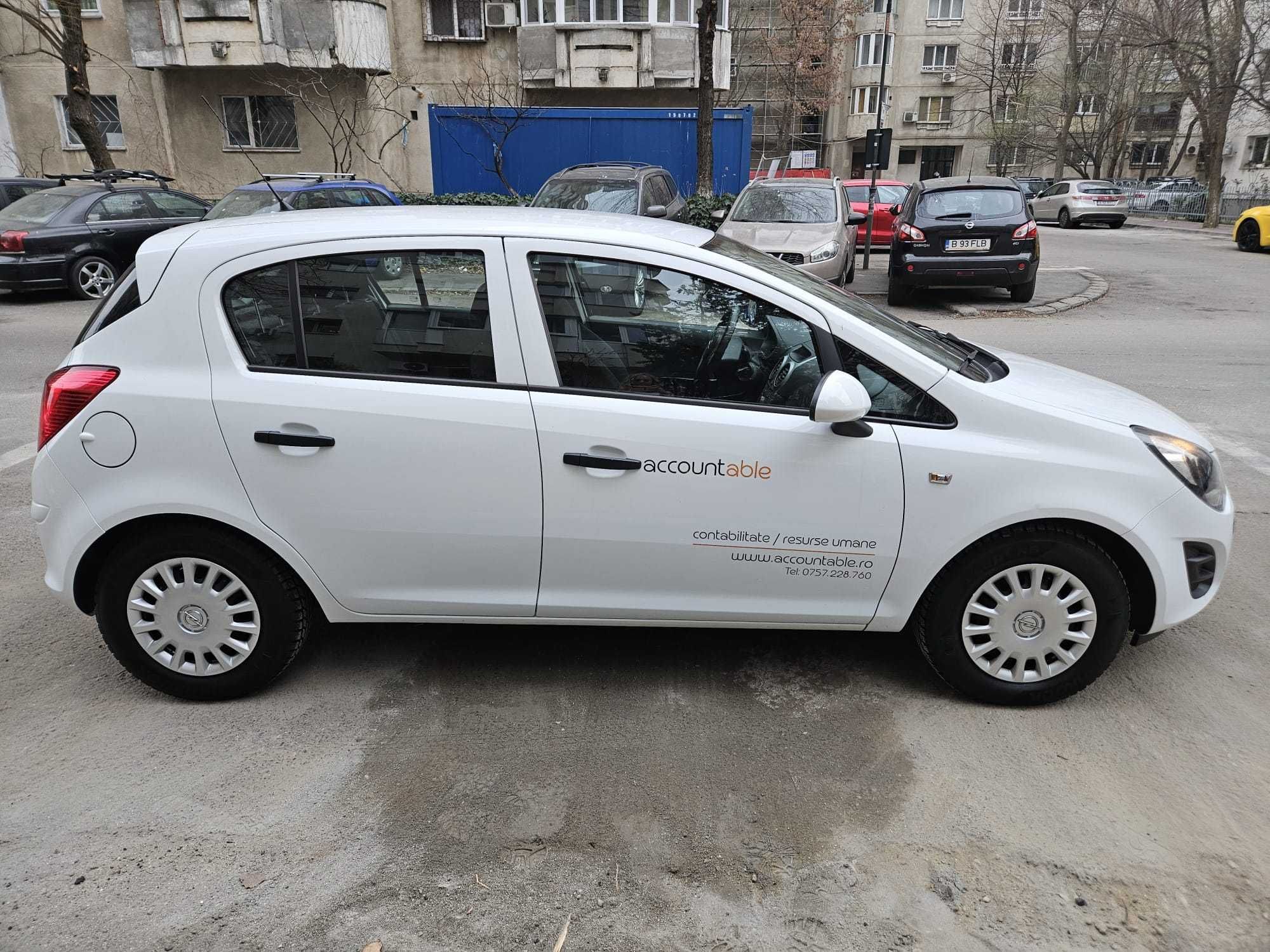 Vând Opel Corsa D 2014 35.000 km 1200 cmc, primul proprietar