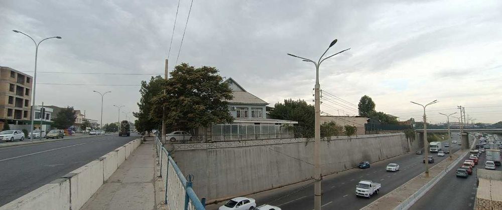 Срочно продается дом по ул.Чоштепа (Янгихает) 6 сот, 5 ком.