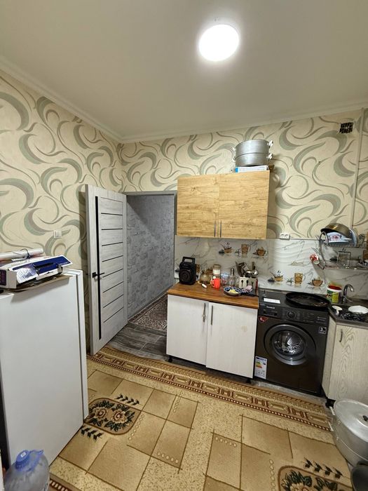 Прадаётся 1х 8микрарайоне Новая планировка можно через банк 40квадрат