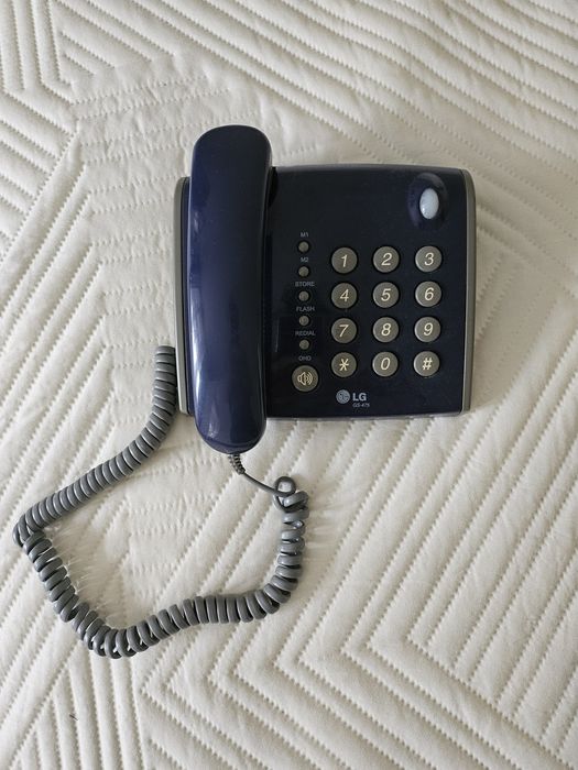 Продаю  городской телефон