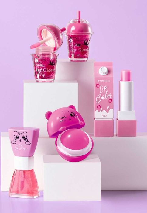 Блеск для губ «Клубничный коктейль» Glam Kitty