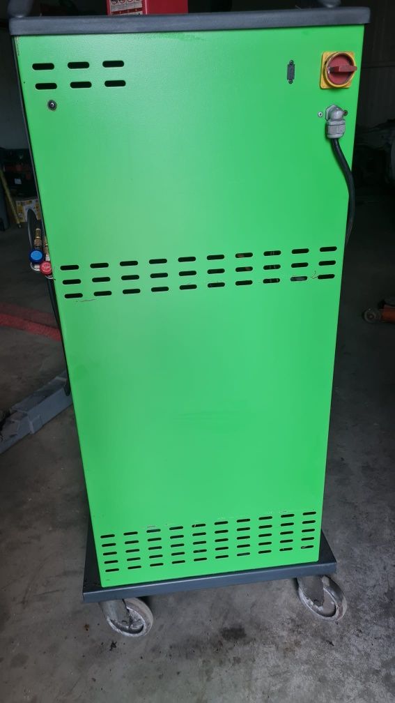 Aparat incarcare freon