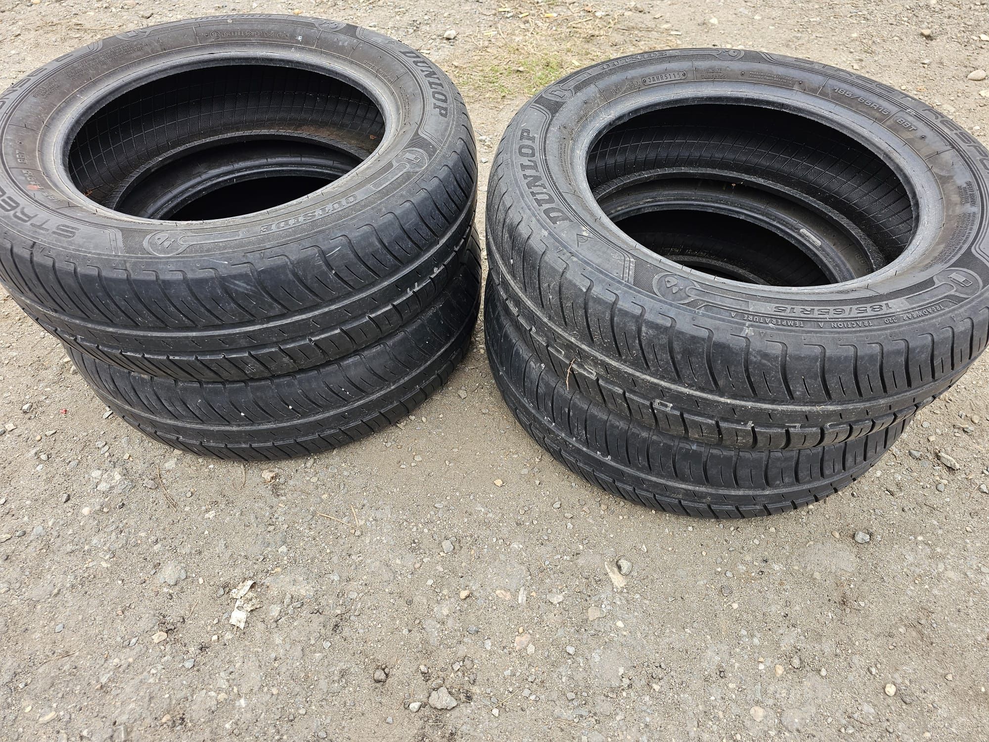 4 cauciucuri vară 185/65 R 15- DUNLOP