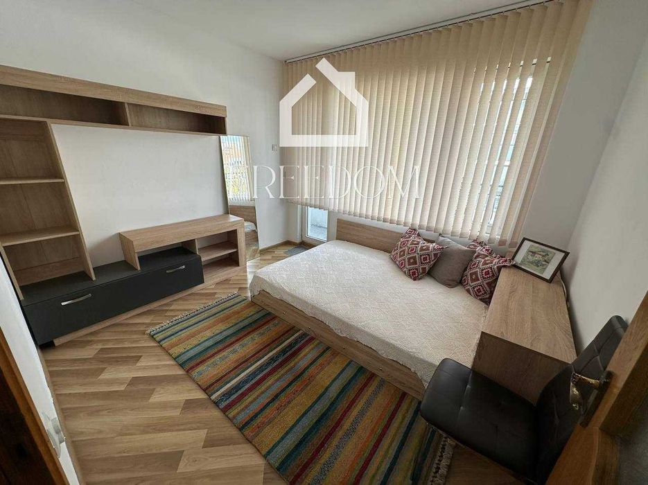 Дава се под наем Четиристаен апартамент в Варна, Бриз - 156 кв.м за 389014.23 € - Снимка #6