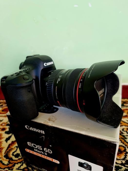 CANON 6D MARK 2 + 24-105 lens