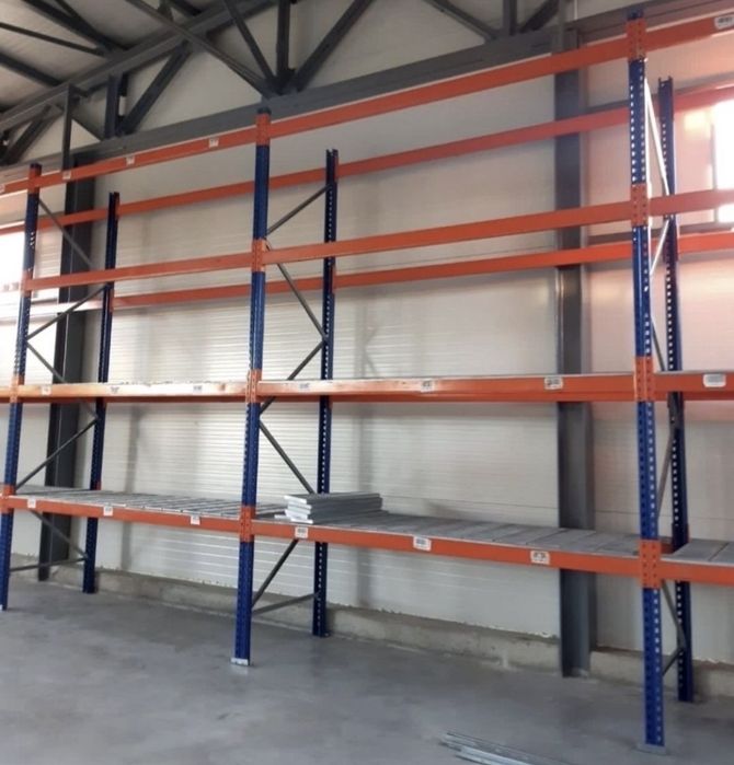 Rafturi metalice industriale