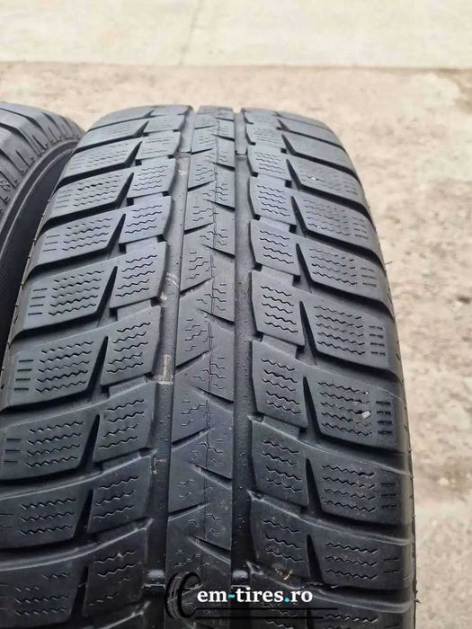 SET 2 Anvelope Iarna 215/65 R16 SUMITOMO WT200 98H