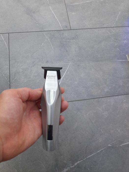 Машинка и тример за подстигване