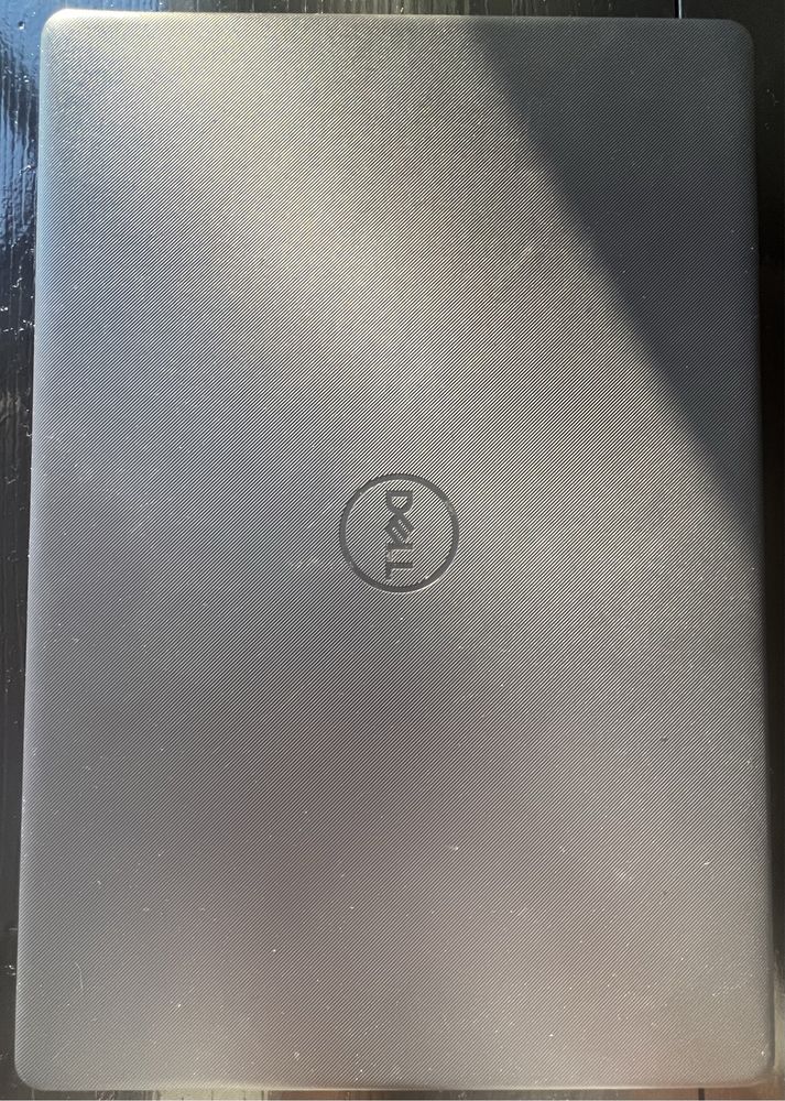 Лаптоп Dell Vostro 15 3000