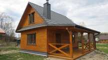 Vând construesc case și cabane din lemn