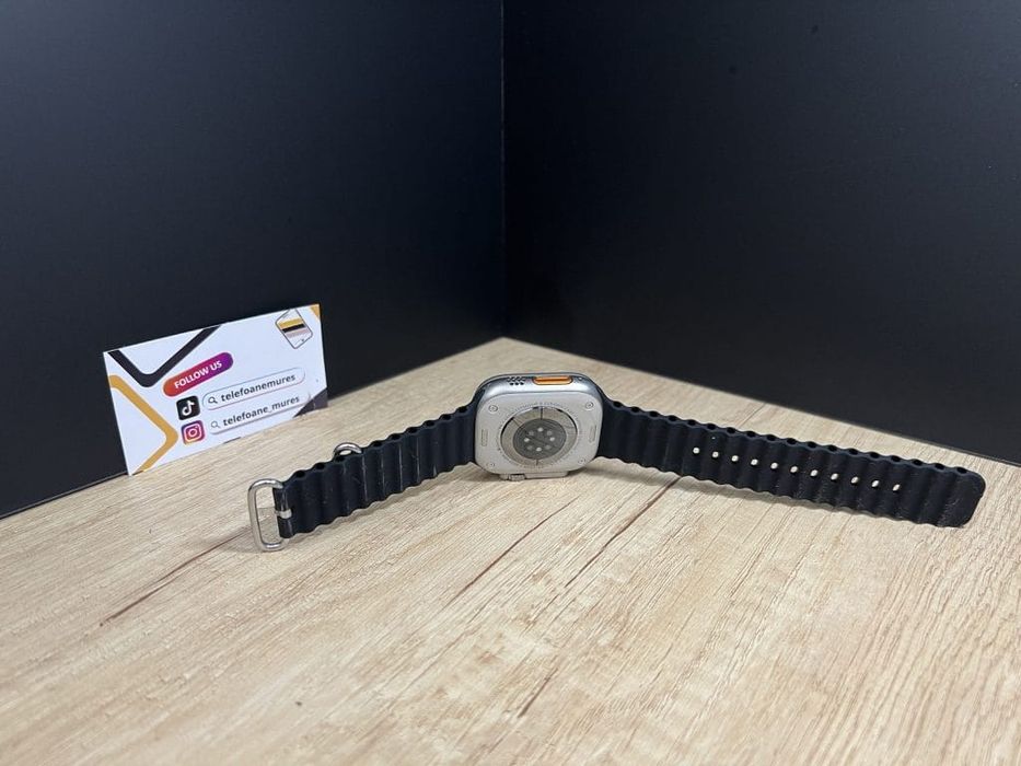 Apple Watch Ultra 2 49mm Titanium Black Band Second-Hand Foarte Bun 3