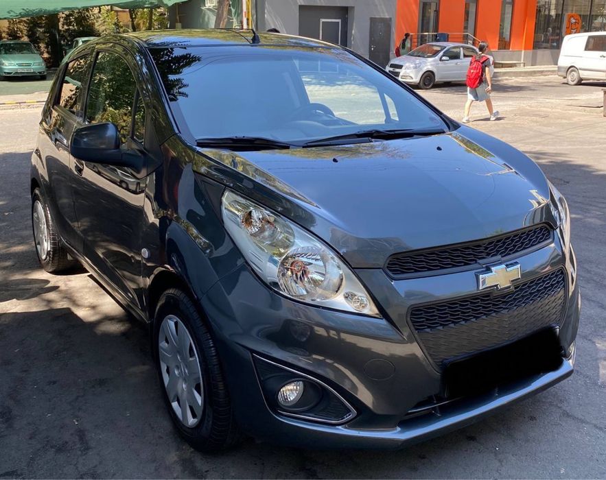 Продам Spark 2020 2-я позиция механика чистая нету красок