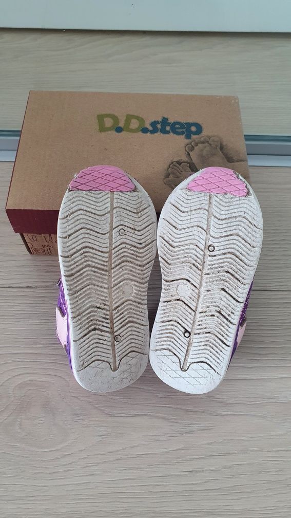 DDSTEP adidasi fetite panza mov marime 23 mov arici st buna Curier OLX