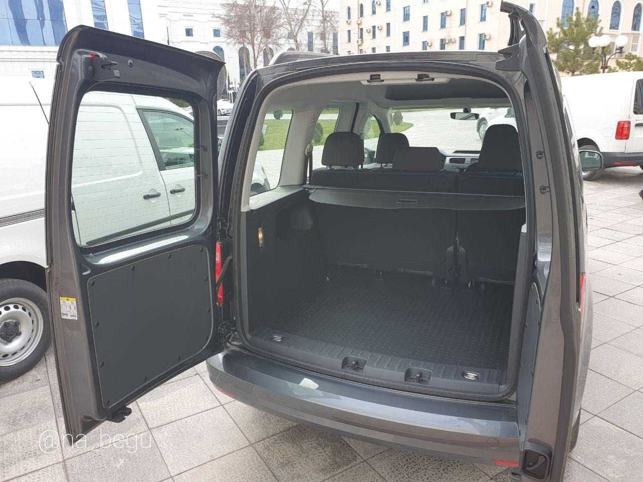 volkswagen caddy refrigerator