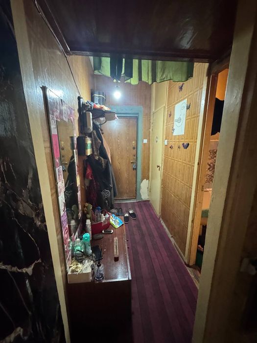 Двухкомнатная на втором этаже 52м² кирпич Котельная Магазин Хавас