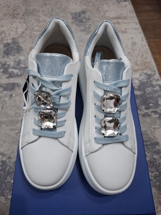 Adidasi dama cu platforma