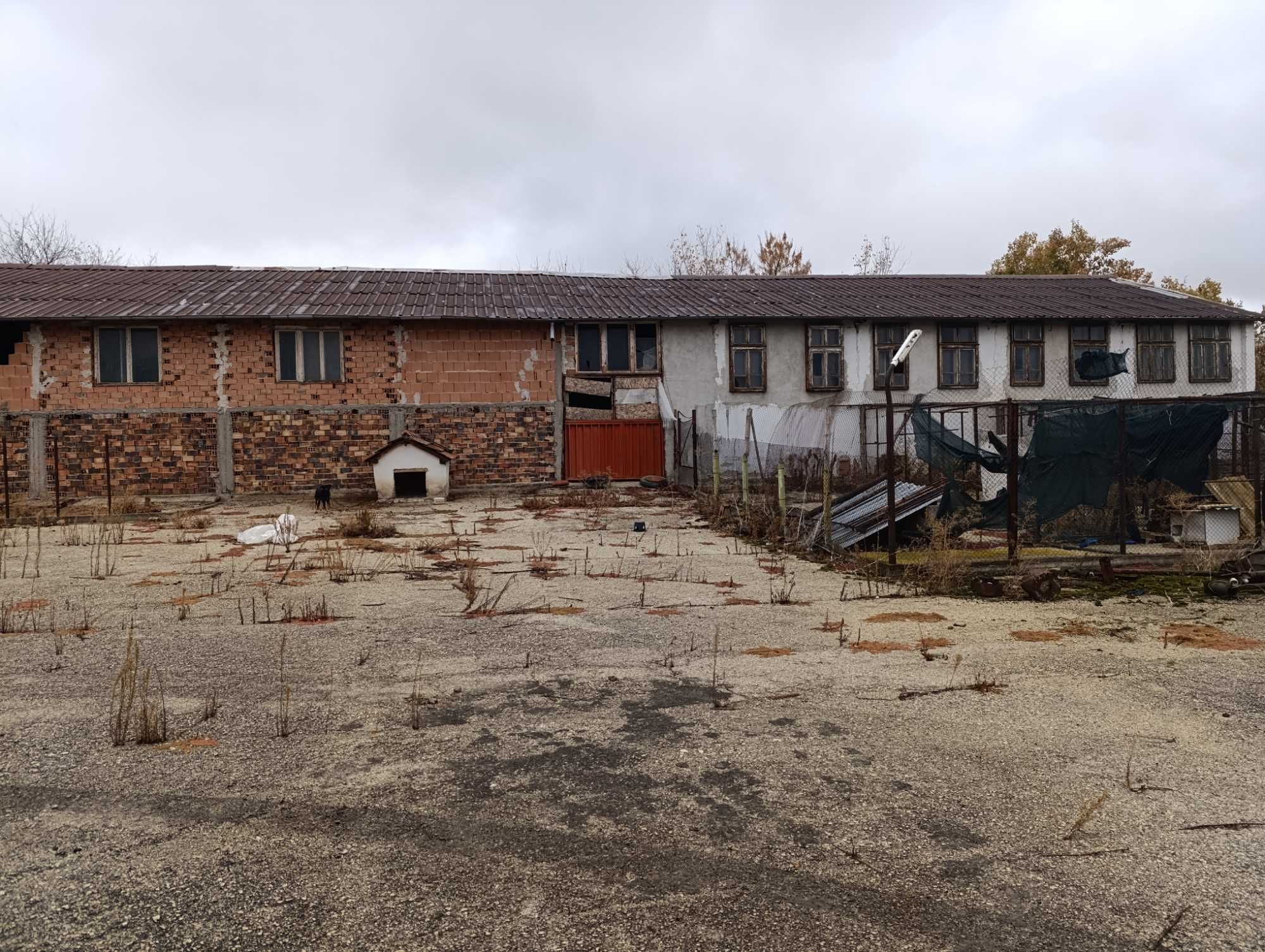 Селскостопански навес