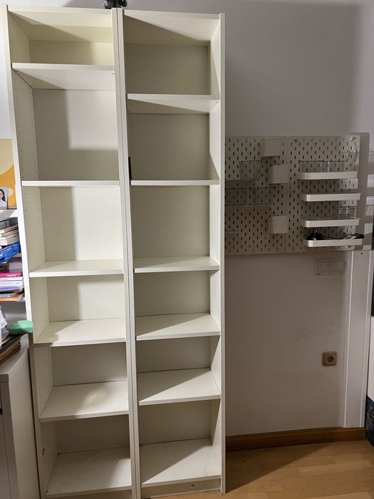 Biblioteca alba Ikea