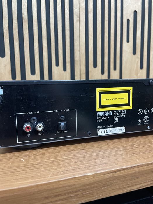 Yamaha cdx 730e cd player iesire optica