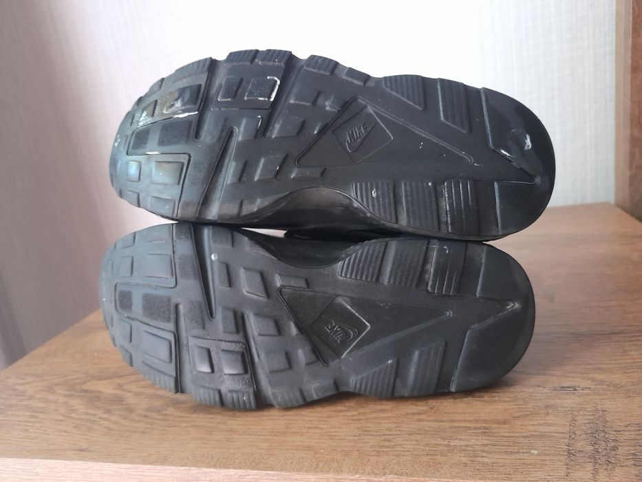 Nike Huarache маратонки 34- 35 номер.