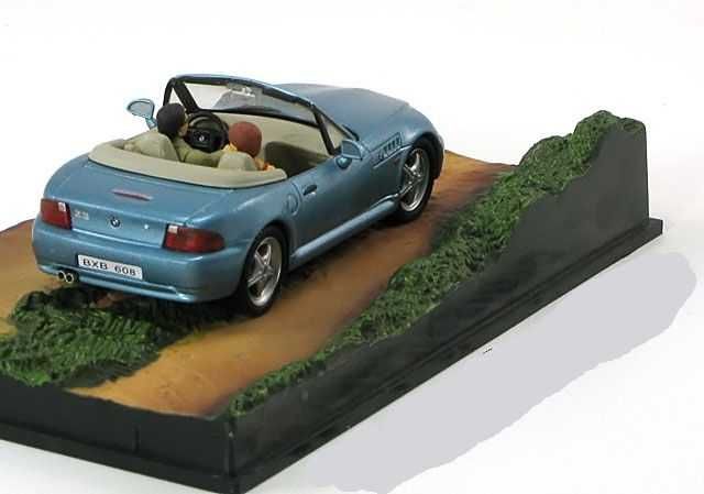 Macheta BMW Z3 1995 diorama James Bond 007 - Altaya 1/43