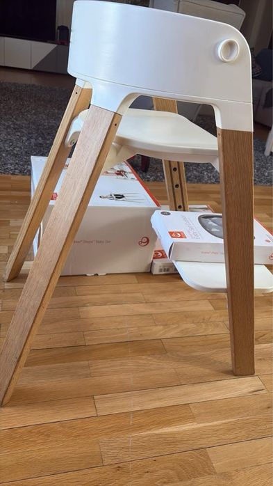 Vand scaun de masa Stokke Steps - set complet