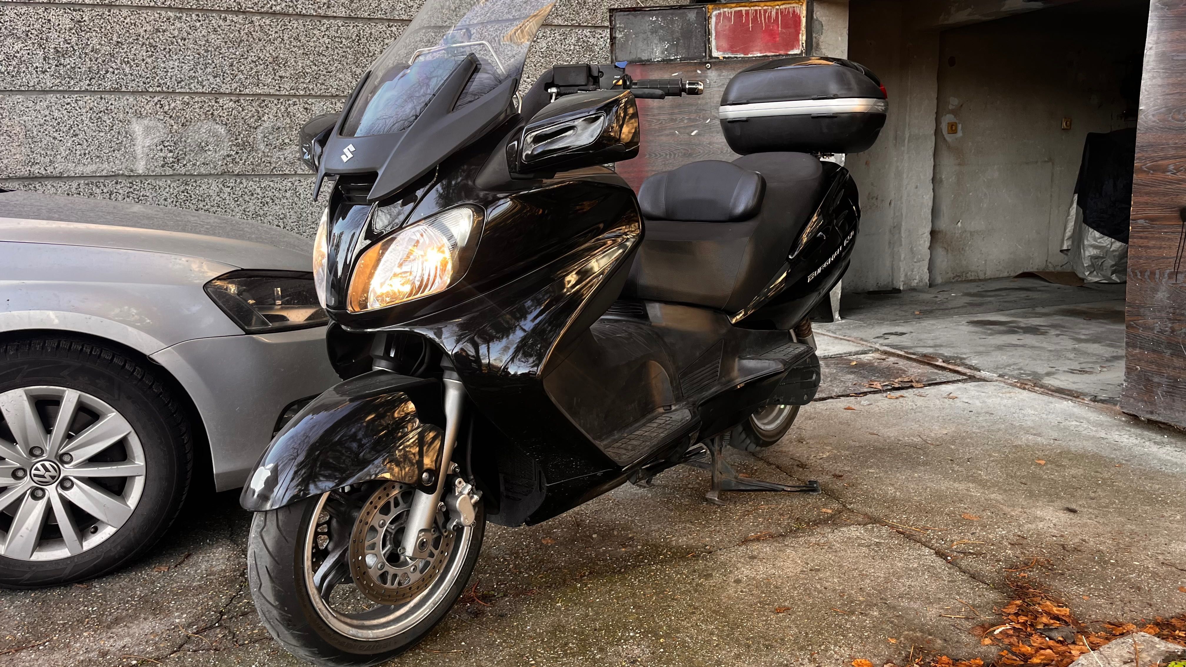 Suzuki Burgman 650