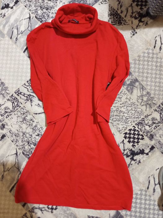 Рокля с дълъг ръкав Zara