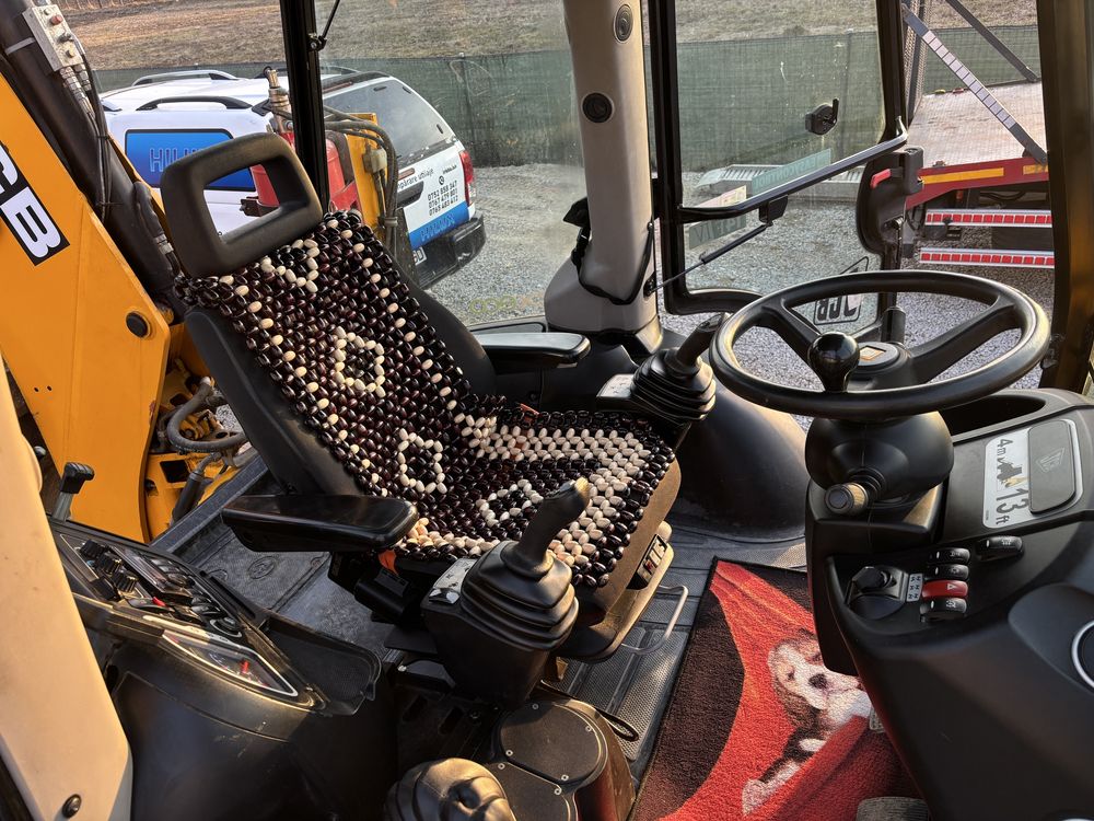 Buldoexcavator JCB 5CX 2018