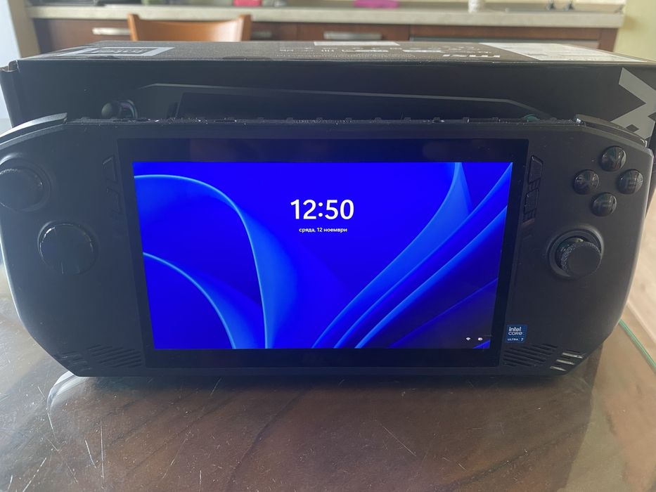 Msi cwal A1M конзола