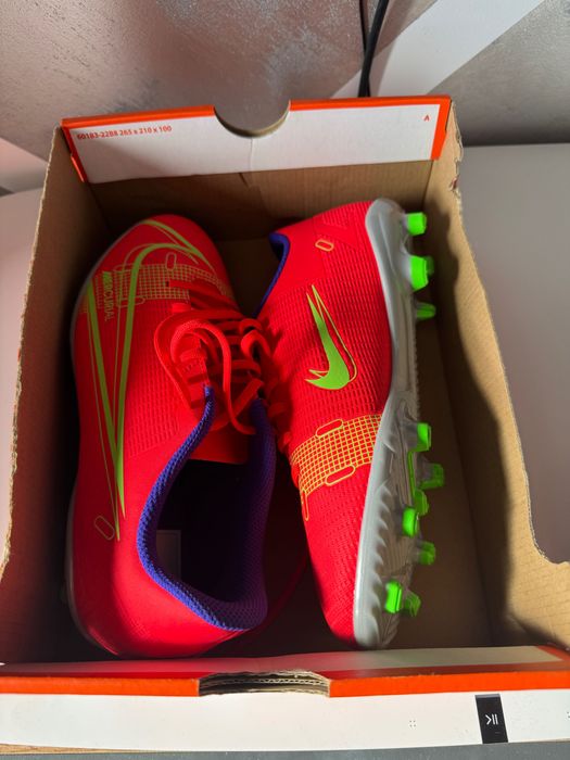 Ghete de fotbal Nike Jr. Mercurial Vapor 14 Club FG/MG, Rosu