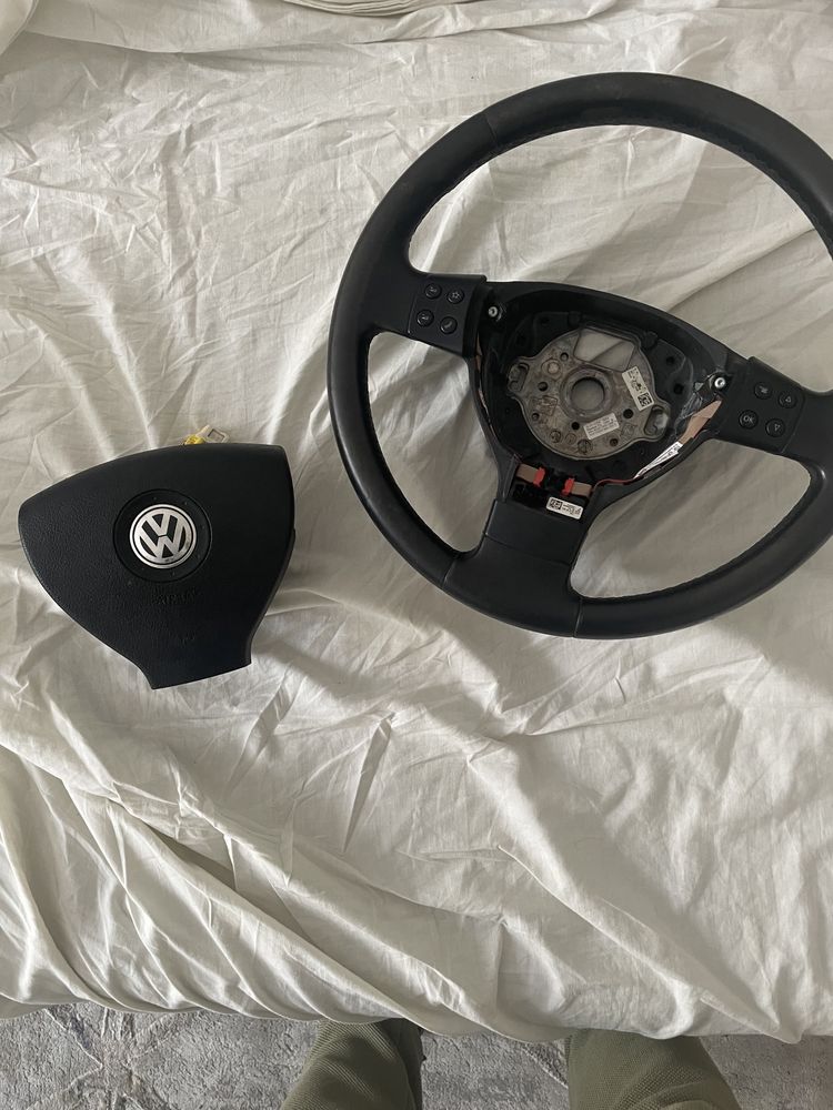Volan VW Passat cu comenzi + airbag
