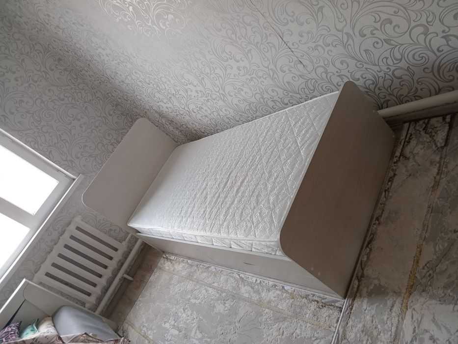 Продам  кровать.