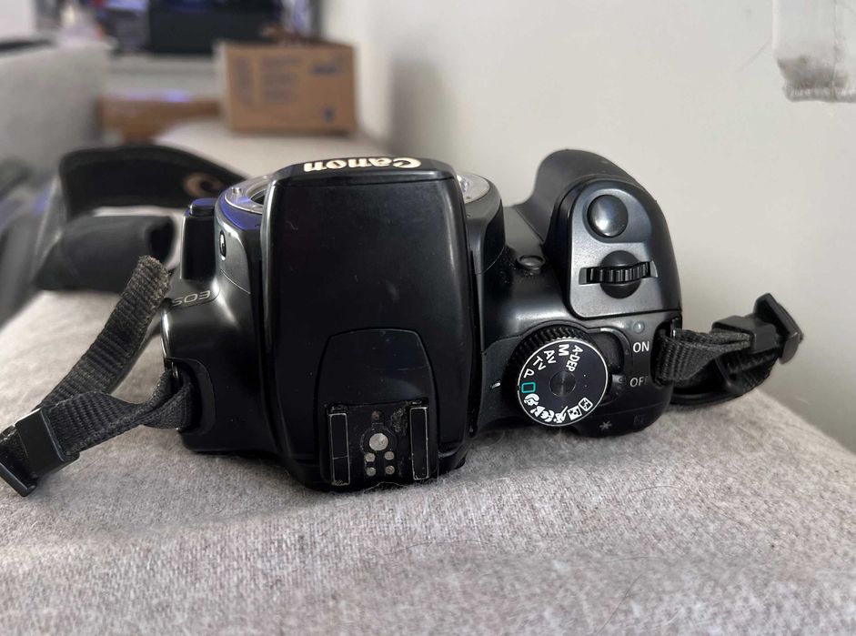 Canon EOS 400D body defect, eroare Err99, lipsa capac baterie