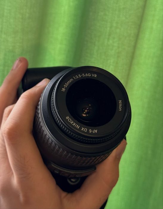 Nikon D5100 + обектив и чанта