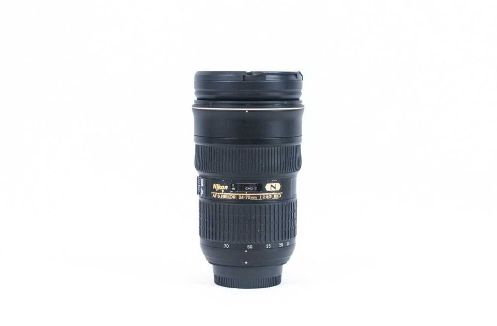 Nikon AF-S 24-70 mm f/2.8G ED