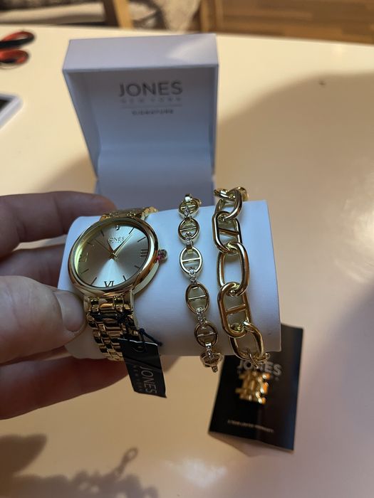 Ceas Jones New York nou