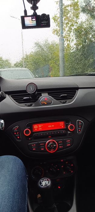 Vând Opel CORSA E